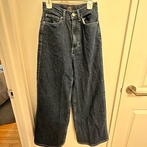 BDG Wide Leg Jeans